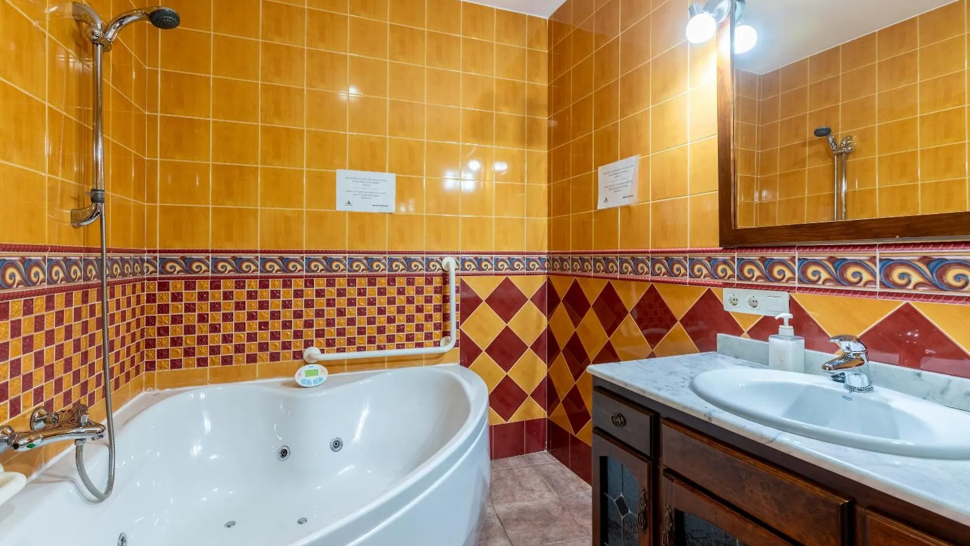 Aoa Casa Triana Familiar Con Terraza Apartment Seville
